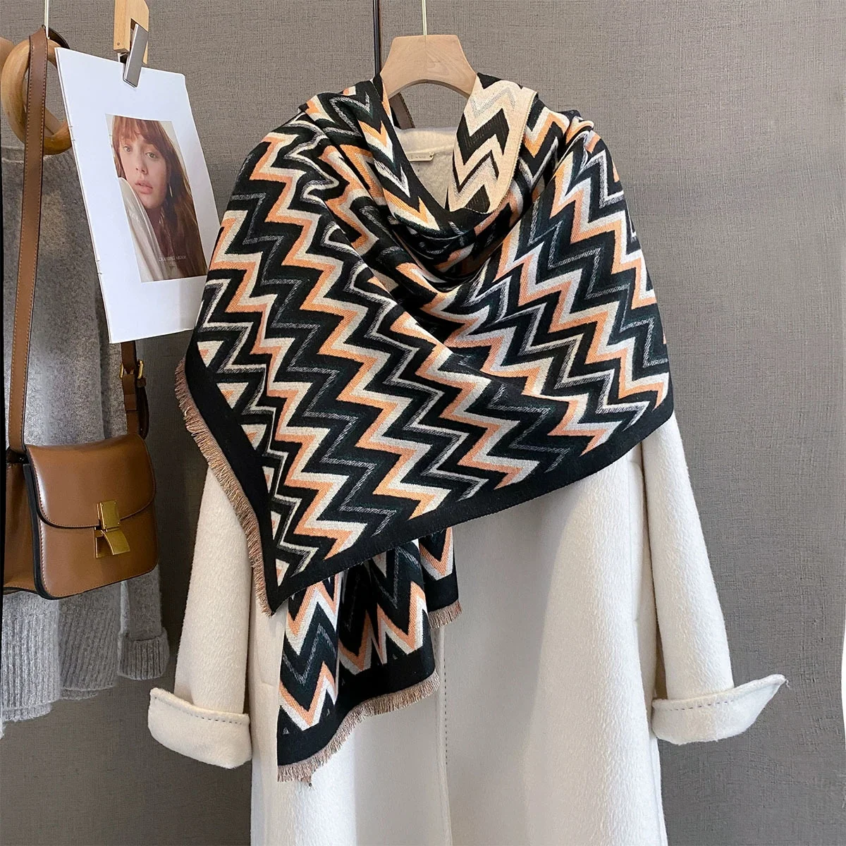 

Elegant Jacquard Pashmina Shawl for Women Winter Thick Warm Scarves Double Sided Design Coldproof Windproof Blanket Scarf