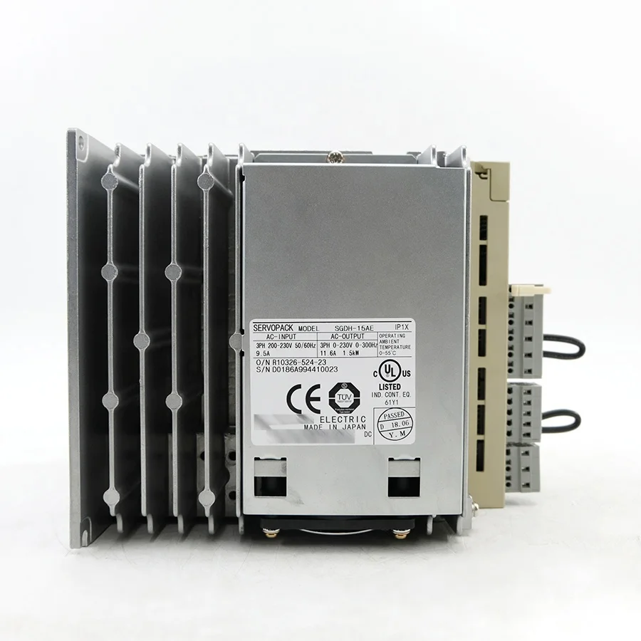 Original Cnc Servo Drive Yaskawa Controller Drive SGDH-15AE Servo Amplifier