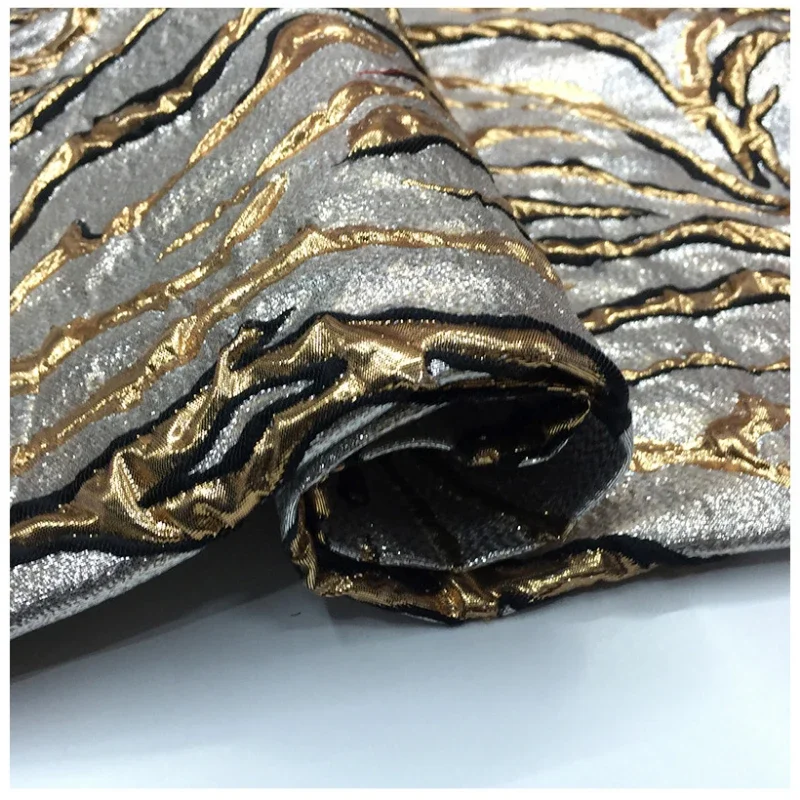 Yarn-dyed Jacquard Fabric Irregular Striped Three-dimensional Spring and Summer Dress Performance Clothing Fabrics by the Meter