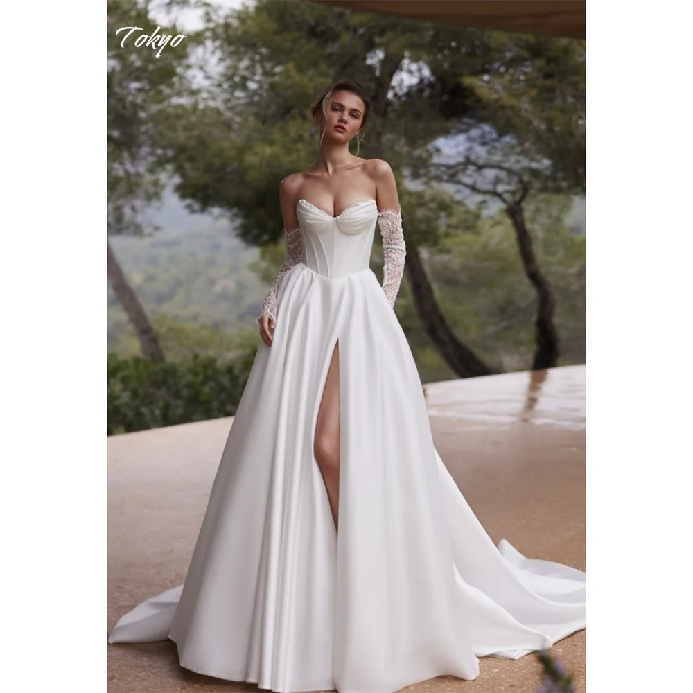 Tokyo Customized White A-Line Strapless Wedding Dress Detachable Sleeves Side High Split Bridal Veil Court Train Wedding Gown