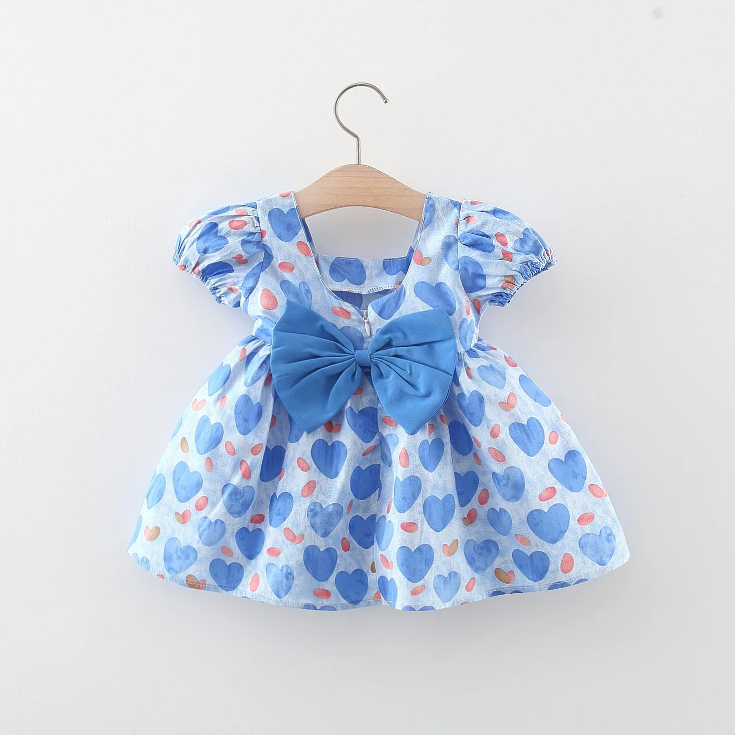 Summer New Cute Full of Love Short Sleeved Cotton Dress for Girls Korean Back Bow Dress Suitable for 0-3 Year Old Babies