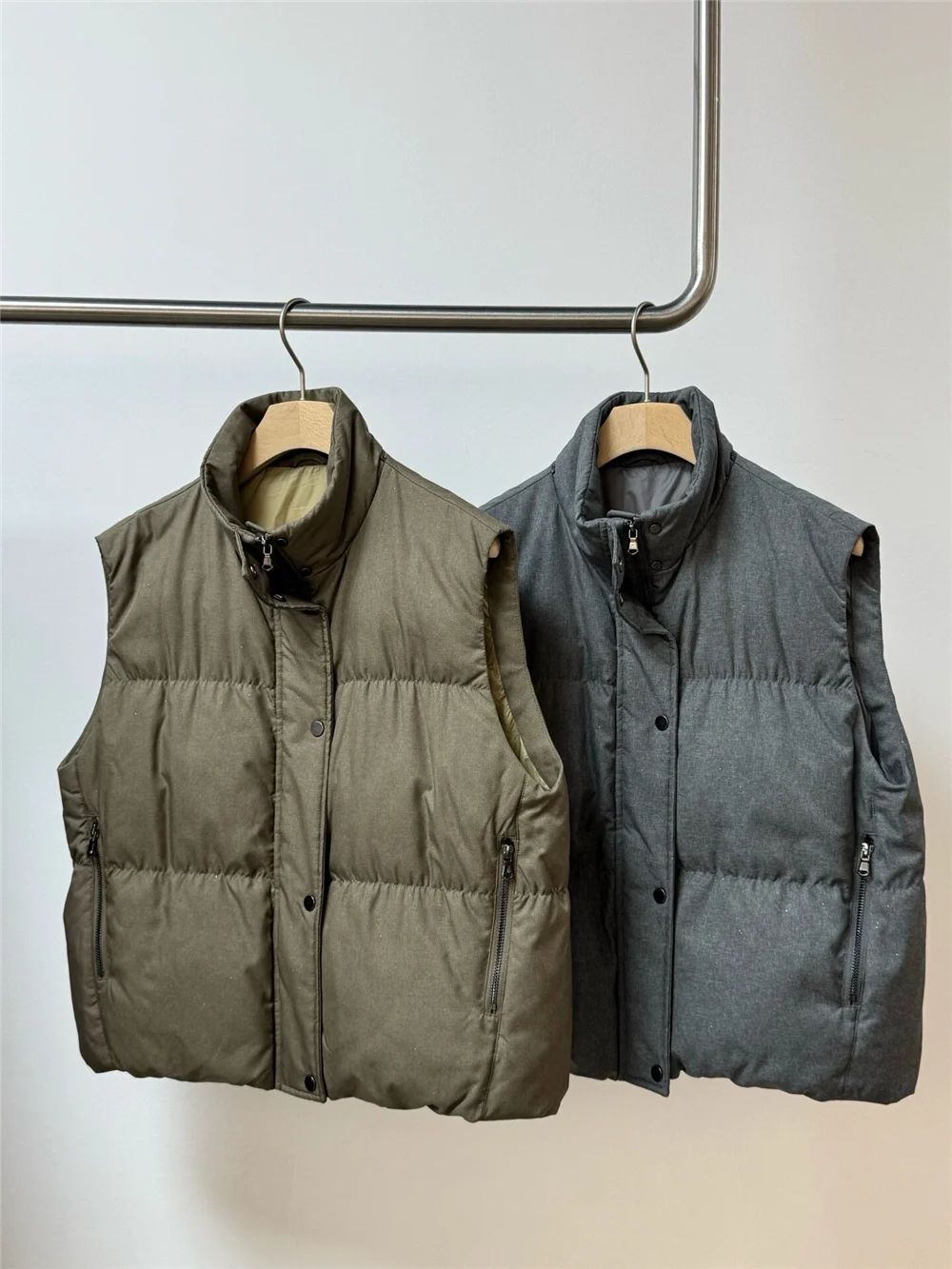 Women's Winter High-Quality Stand-Collar Goose Down Vest Jacket