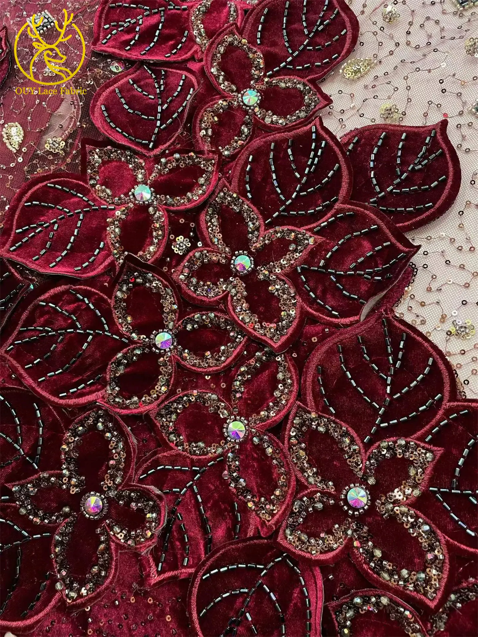 Weinroter Luxus Afrikanischer Samt DIY Handgemachte Stickerei Blatt-Pailletten Spitzenstoff 2026 Französischer Bräutigam Perlen-Spitzenstoff Kleid – Detail 6