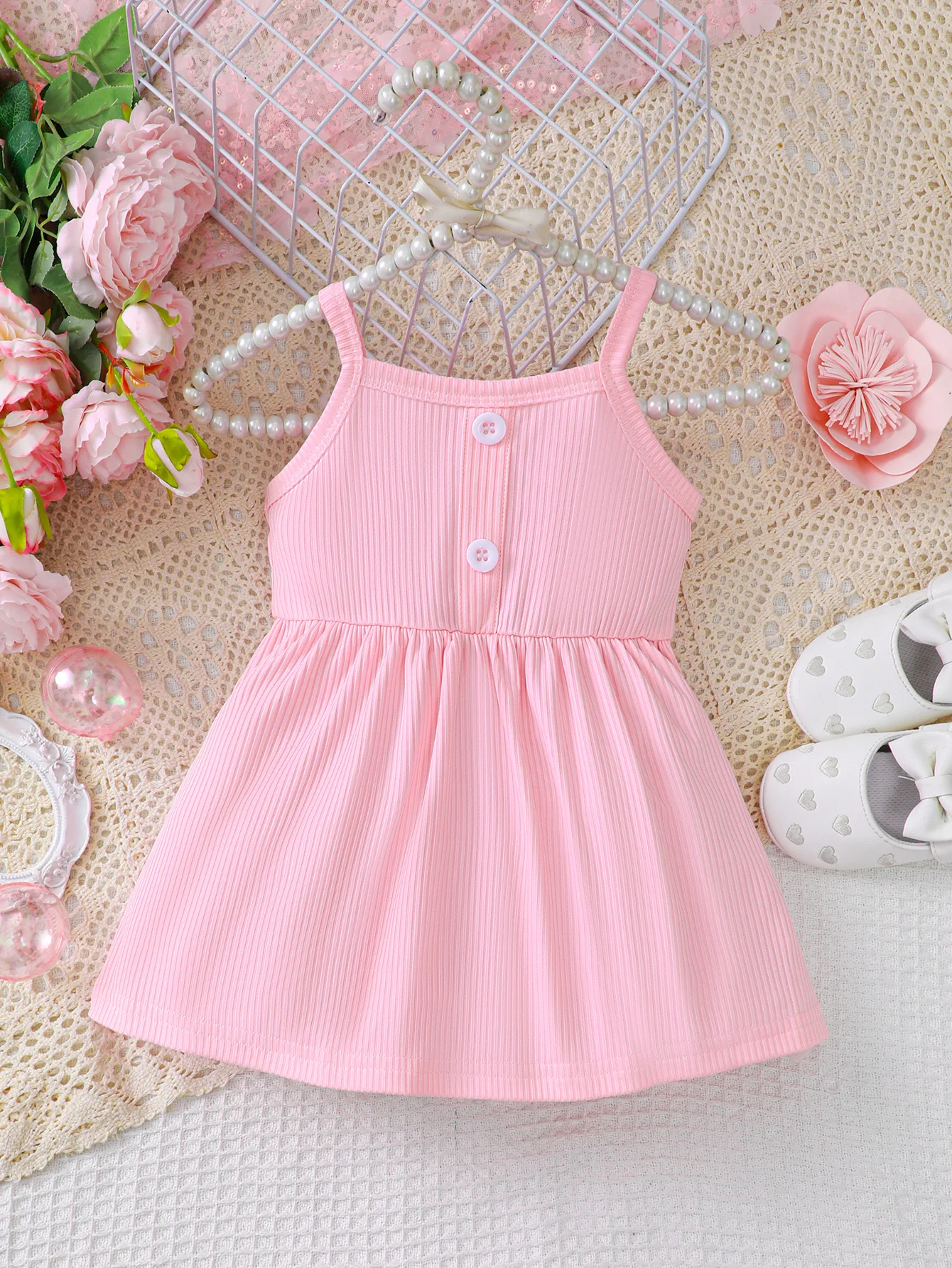 

New Fashion Summer Baby Girl Solid Color Simple Casual Home Pit Pattern Hanging Strap Dress
