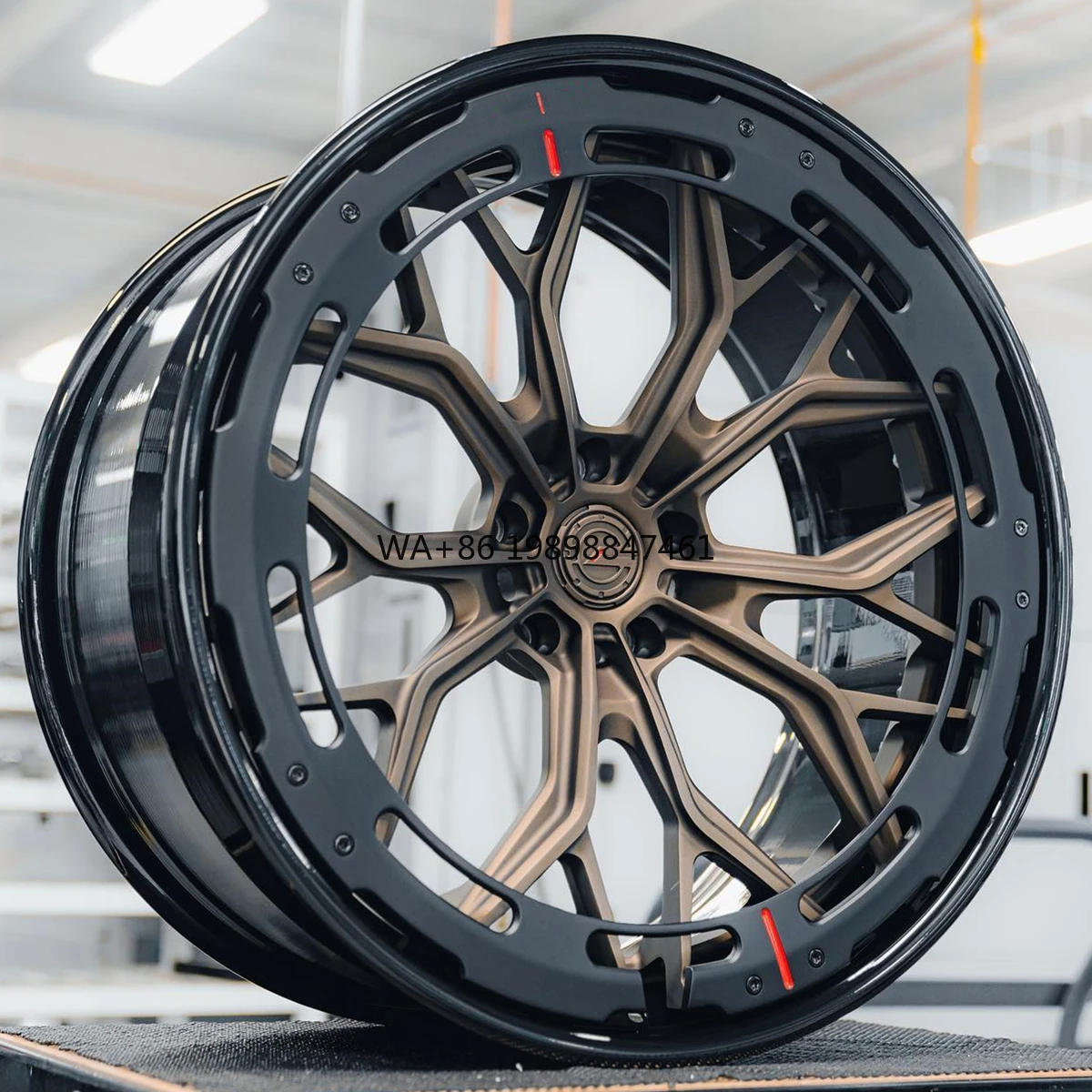

Колесные диски Aerodisc из кованого сплава для 17, 18, 19, 20, 21, 22, 24, 26 дюймов. Роскошная высококачественная кастомизация.