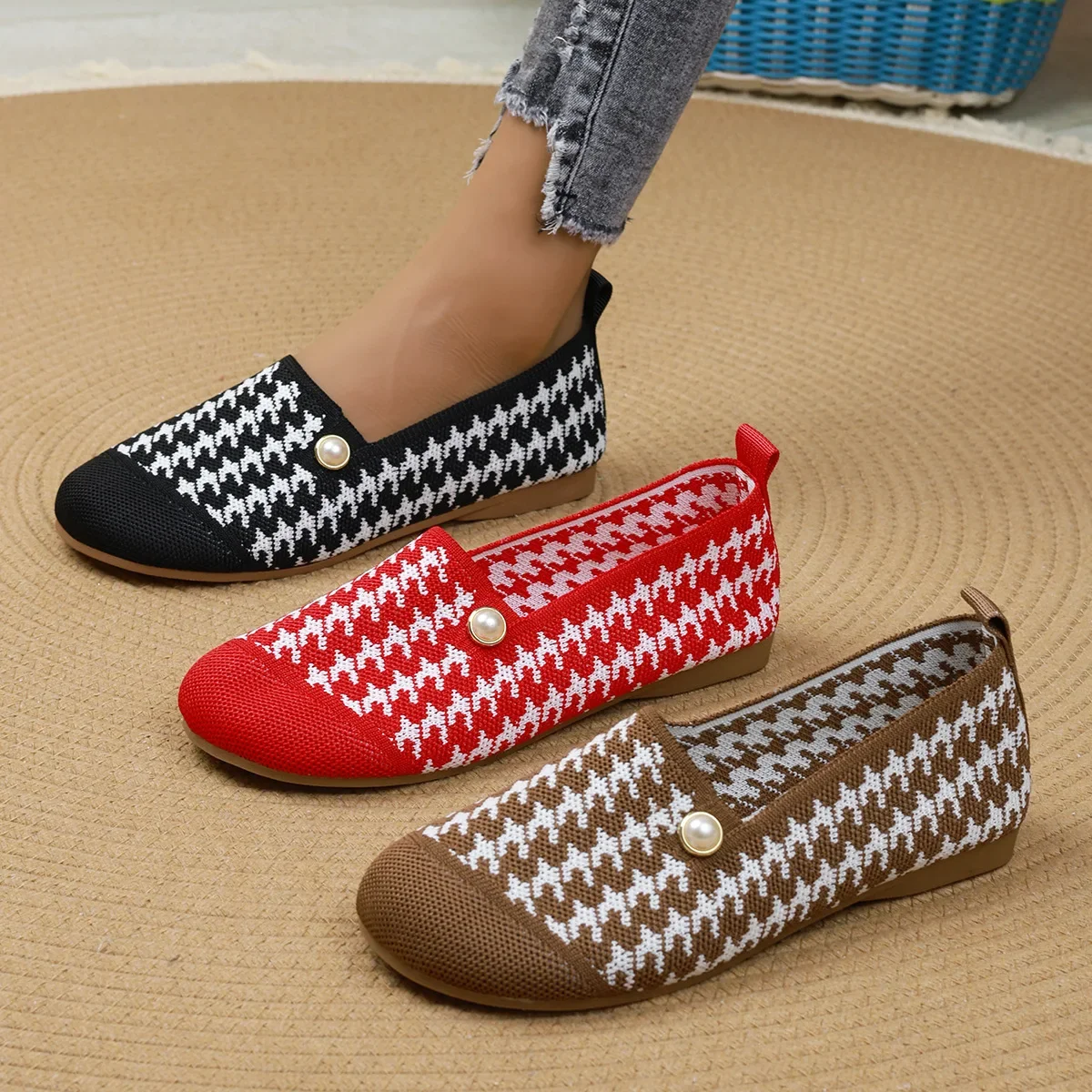 

2024 Hot Seller Shallow Mouth Wide Head Flat Set Foot Single Shoes for Women Woven Breathable Lazy Four Seasons Work Shoes