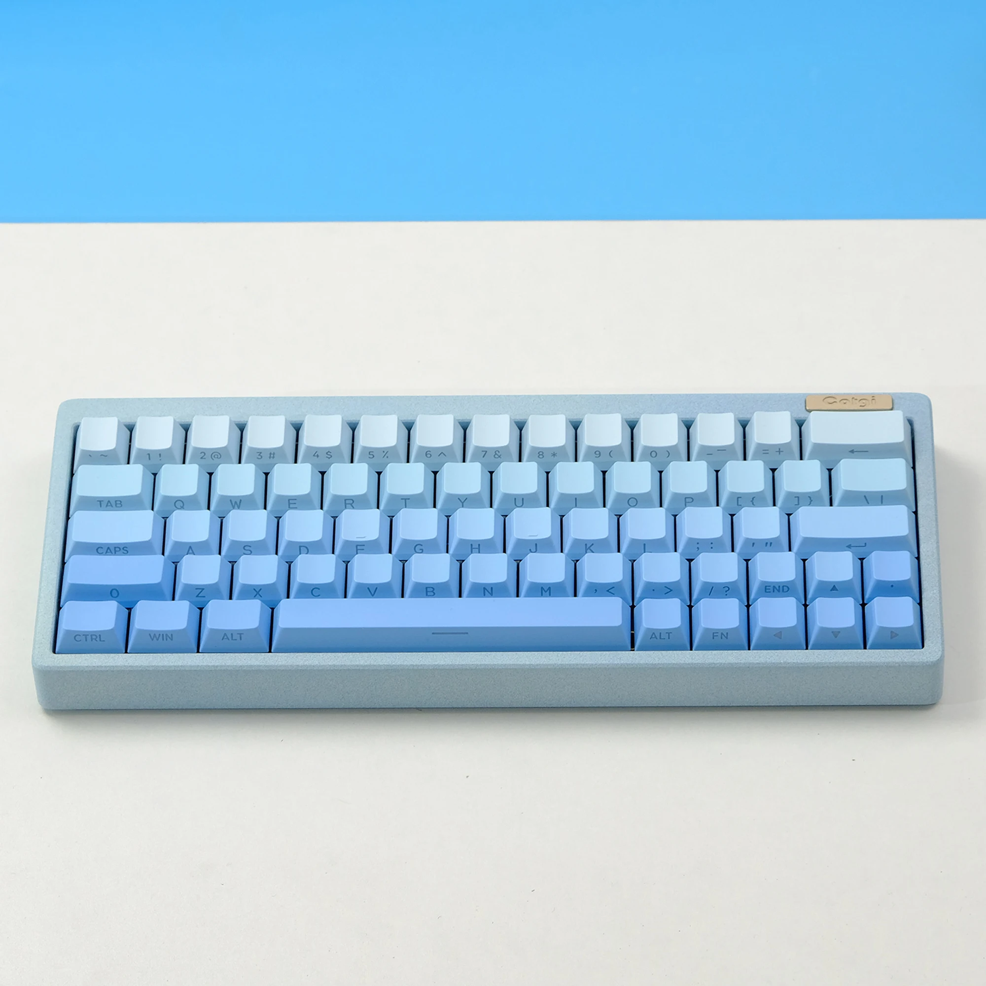 

Градиентные синие колпачки для клавиш Double Shot PBT, 135 клавиш, колпачки для клавиш с боковой печатью, OEM-профиль для переключателей Cherry Gateron MX, геймерская клавиатура
