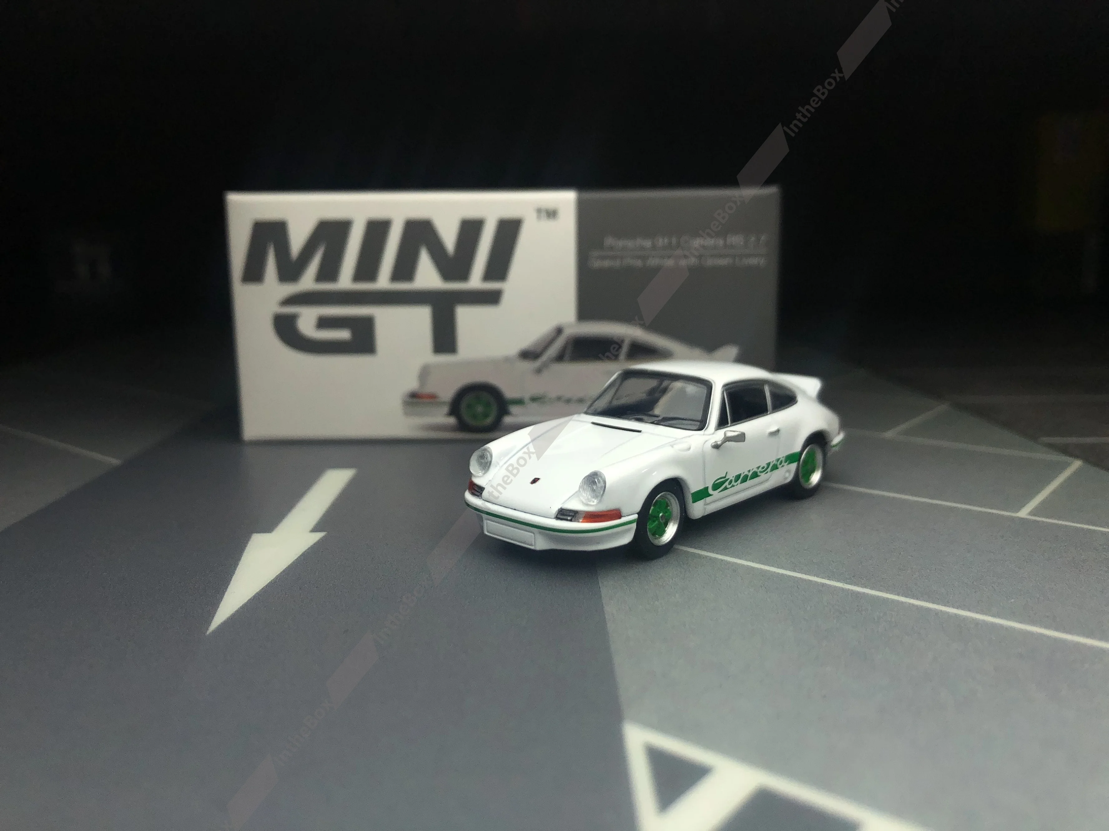 

MINI GT 911 Carrera RS 2.7 Grand Prix White Green Livery # 801 ~ 1/64