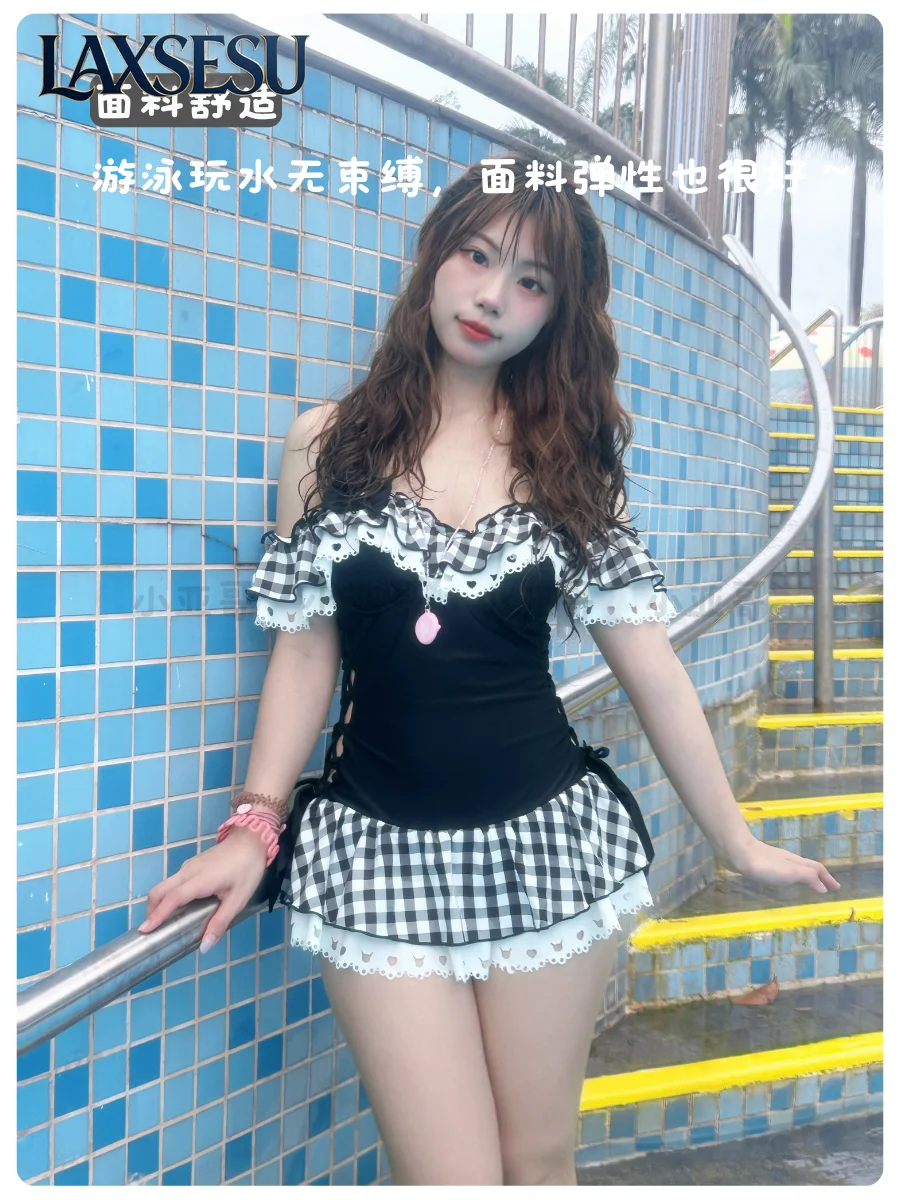 New Summer Japanese Kawaii Bikinis Set Black and White Lace Edge One-piece Swimsuit Y2K Girls' Swimwears Set for Women view 6