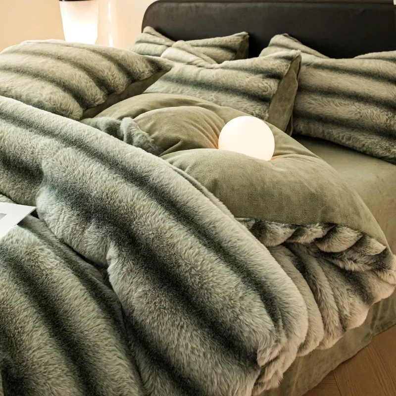 Winter Thick Warm Luxury Bedding Set Include Quilt Cover Sheet Pillowcase Solid Color Coral Velvet Soft Queen Duvet Cover Set