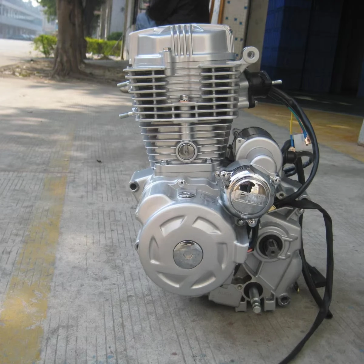 Guangzhou Engine Manufacturer 125CC/150CC/175CC/200 2 Stroke Air-Cooled 1 Cylinder Three-Wheeled Motorcycle Engine！！