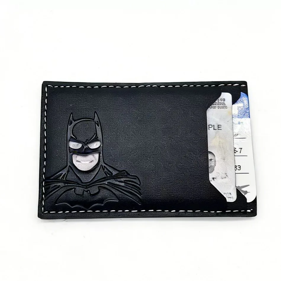 Персонализированный кожаный держатель для ID-карт с дизайном маски супергероя, идеальный подарок, дорожный кошелек, чехол для ID-карт, модный молодежный аксессуар