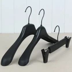 10pcs Black Thick Wide Shoulder Plastic Clothes Hanger for Coats Jacket and Fur