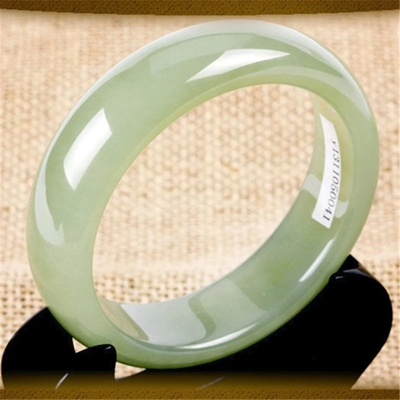 

-white bracelet, lake-Qinghai material, emerald green women's Hetian jade bangle