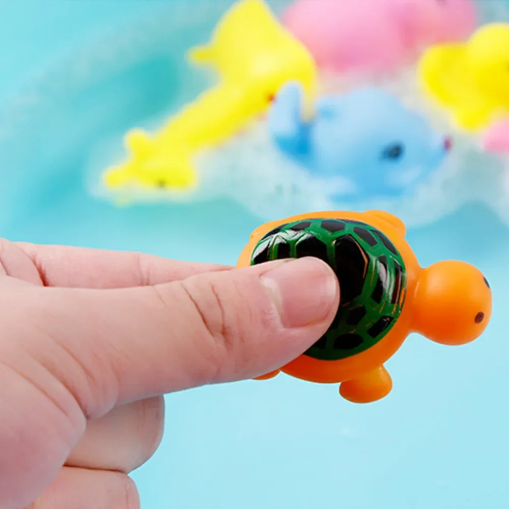 13Pcs Bad Spielzeug Schöne Gemischte Tiere Schwimmen Dusche Spielzeug Bunte Childen Float Squeeze Sound Baden Gummi Enten Kinder Kleinkind