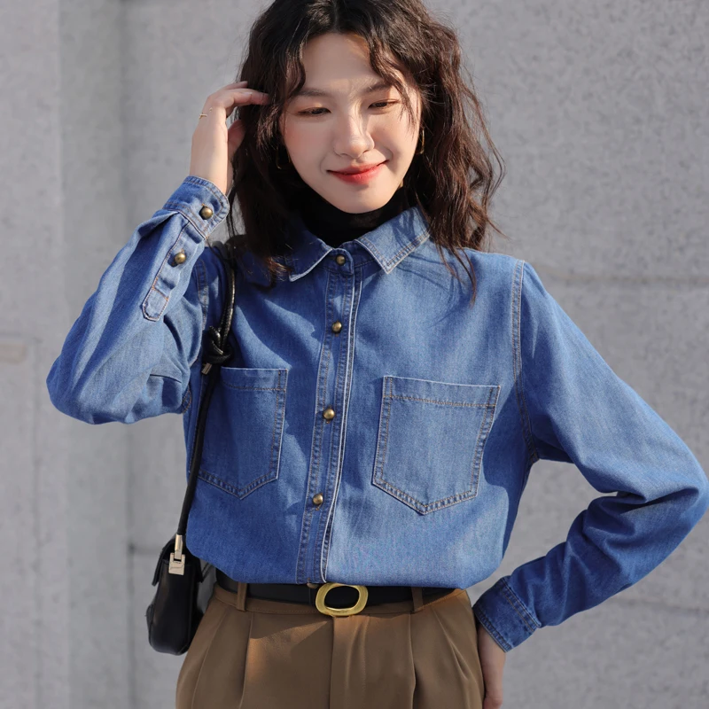 New Casual Denim Long Sleeve Shirts Women Winter Warm Velvet Thicken Tops Femme Loose Plus Size Blouse Outwear Jeans Coats