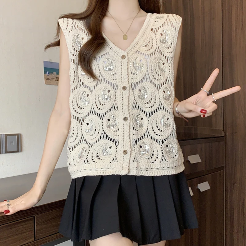 

Блестящий вязаный крючком жилет с блестками для женщин, прозрачный ажурный вязаный топ без рукавов на пуговицах, летний праздничный наряд в стиле бохо