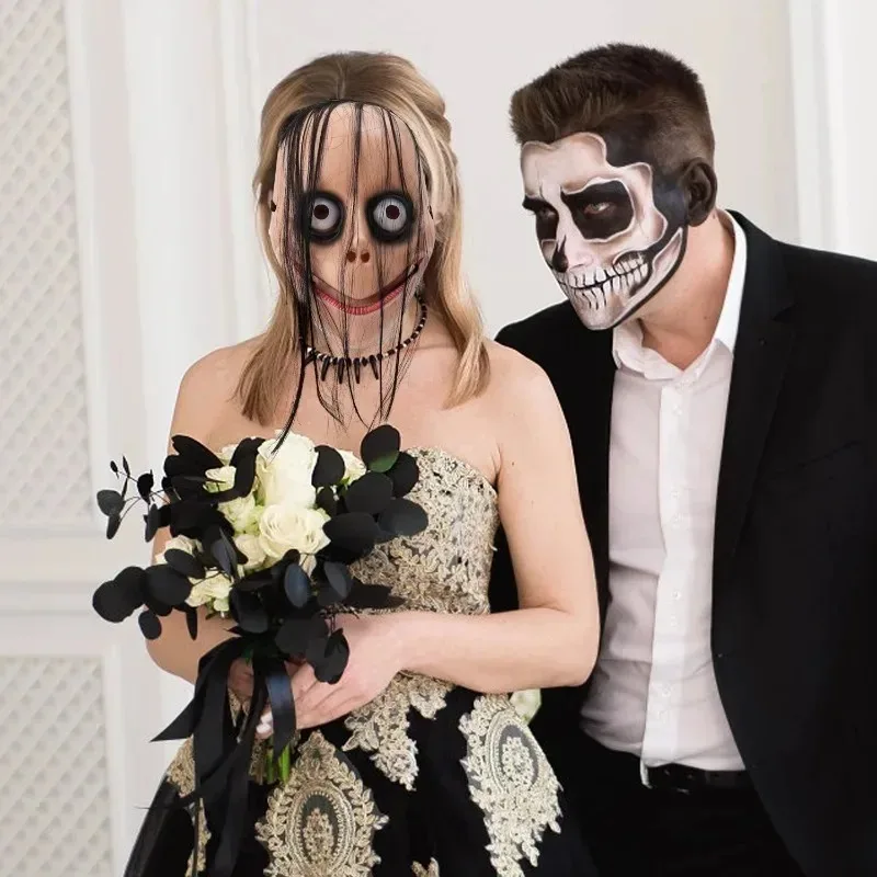 不気味な悪役ピエロ ハロウィンマスク フルフェイス 怖いコスチューム 軽量で丈夫なプラスチック製 ホラーコスプレ小道具 変わった笑顔付き