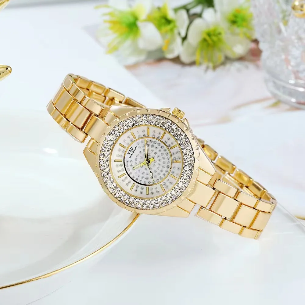 Fashion diamond studded starry women's watches, women's watches, quartz watches, women's watches in stock