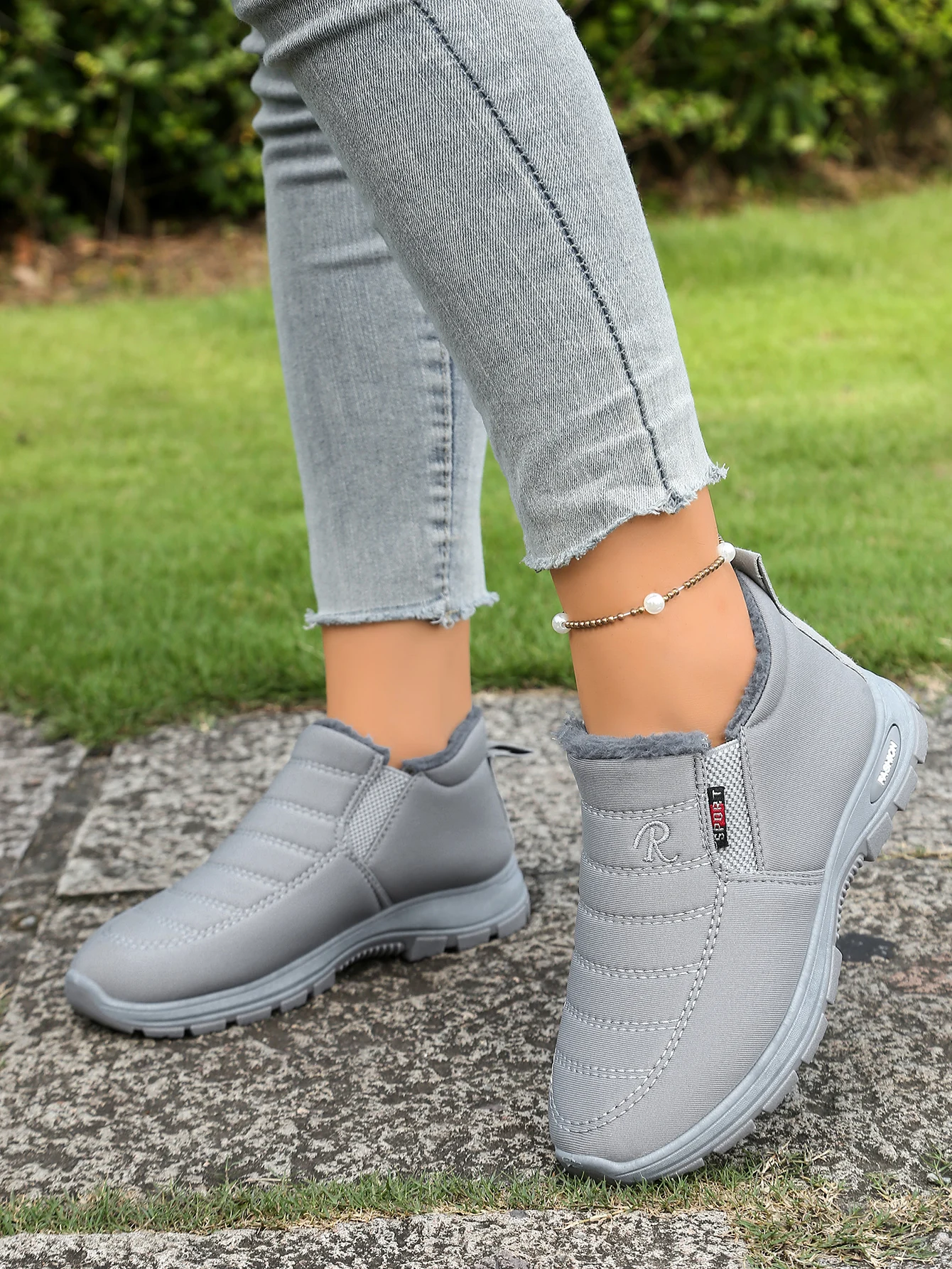 Unisex Super Warme Winter-Schneestiefel mit Dicker Sohle, Arktisch Isolierte Knöchelstiefel mit Wärmespeicherndem Futter, Robuste Outdoor-Schuhe – Detail 18
