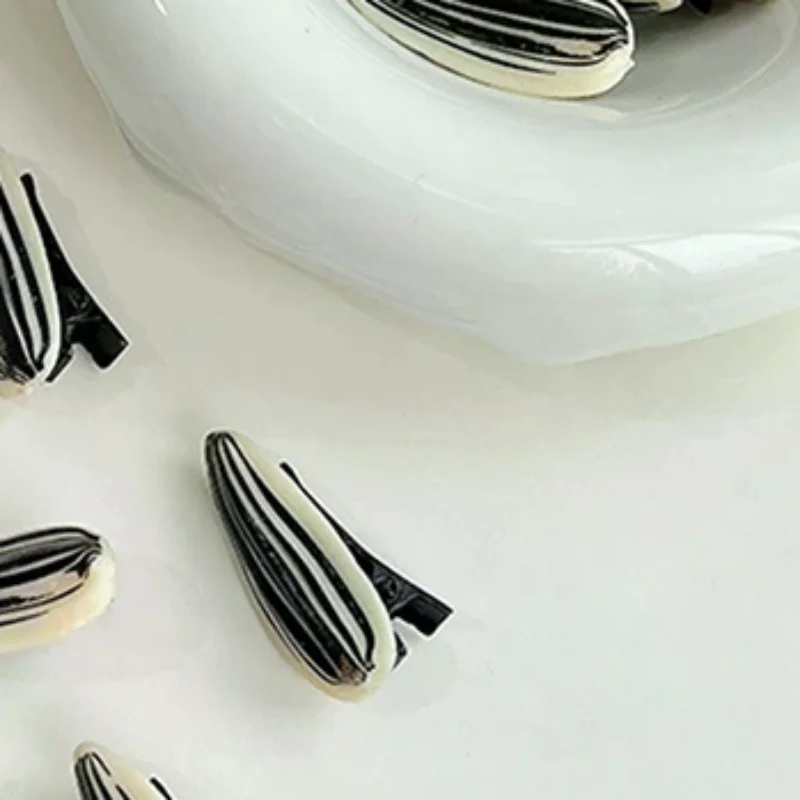 New Imitation Food Hairpin Creative Personality Melon Seed Hairpin Hairpin Funny Food Hairpin