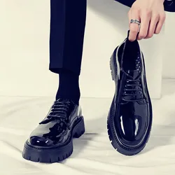 Men's Oxford shoes patent leather men's office shoes men's formal shoes formal lace-up heightened black leather shoes