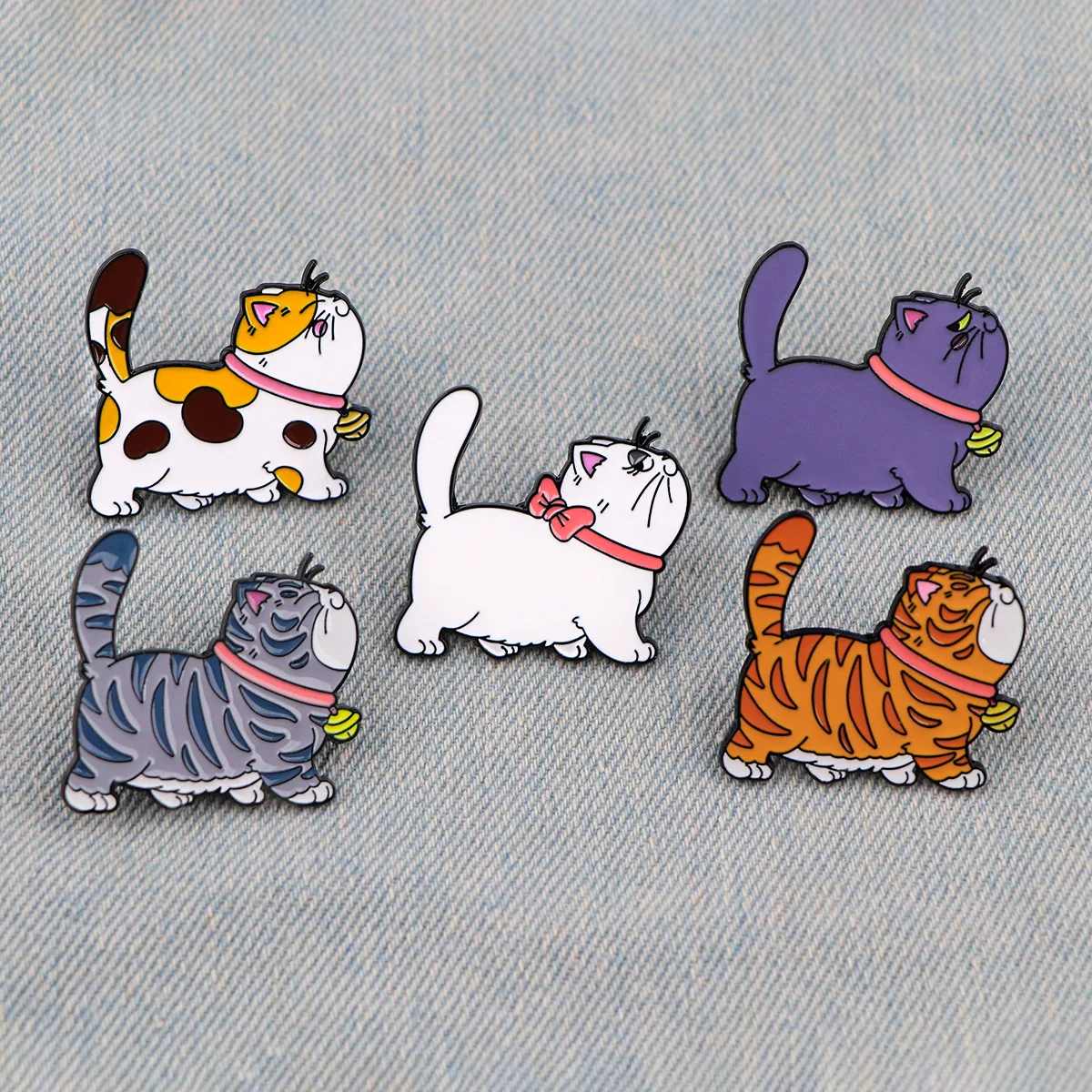 Cute cat brooch badge clothing backpack accessories brooch drip oil alloy chest badge cross-border foreign trade hot selling