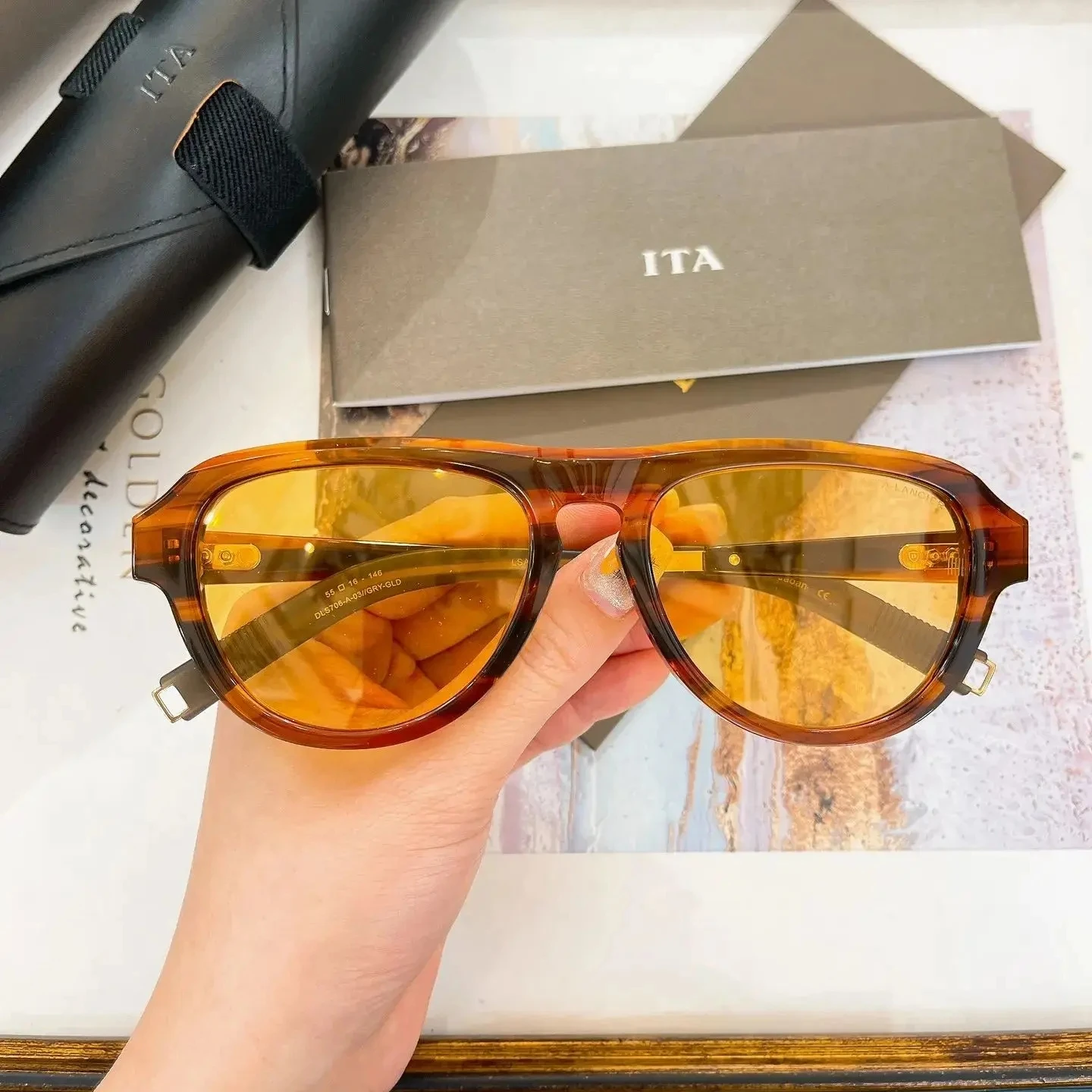 

Newest Brand Women Men Sunglasses Premium UV400 Leisure Trendy Casual Vintage Acetate Frame For Unisex Eyeglasses ADITA LSA-706