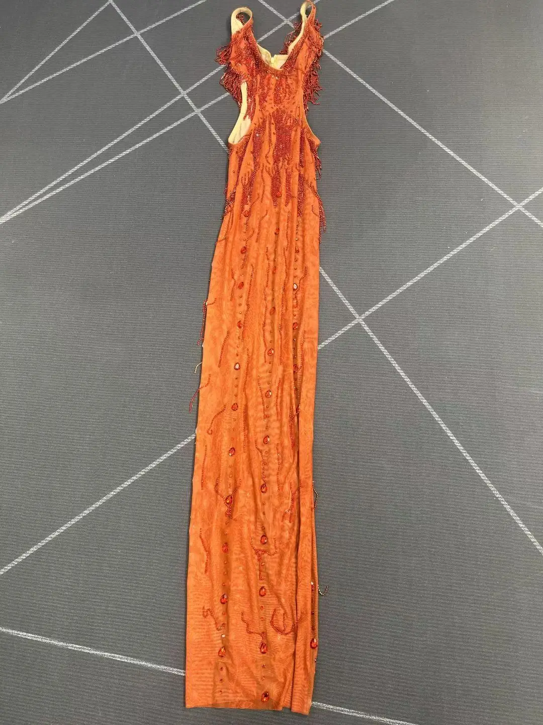 Vestidos de fiesta rojos de lujo para mujer, vestido de fiesta de noche elástico de una pieza con borlas y diamantes de imitación recortados, largo y suave