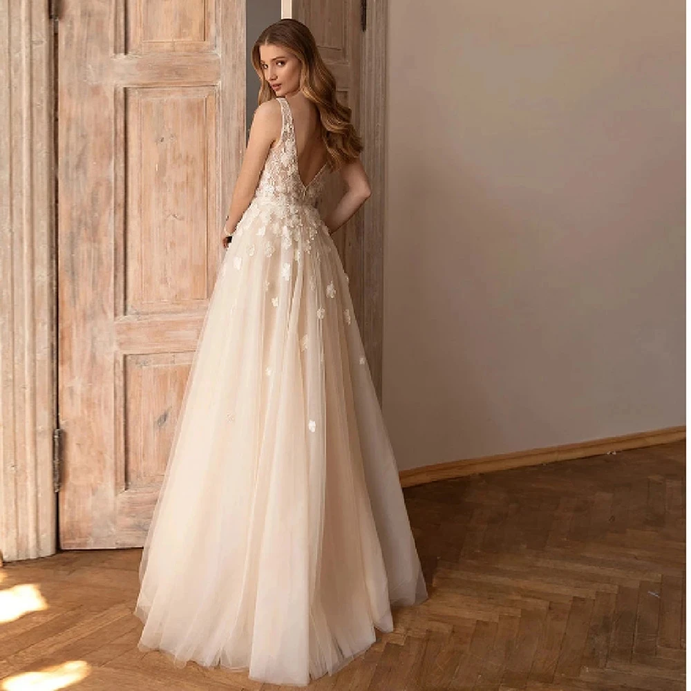 Precioso exquisito vestido de novia sin mangas con cuello en V, tren largo, Princesa, Espalda descubierta, encaje romántico Simple, hecho a medida