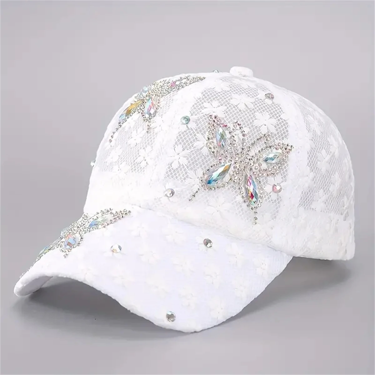 Spring, autumn and summer new Korean version of women\'s diamond small flower baseball cap breathable tie-in hollow flower cap