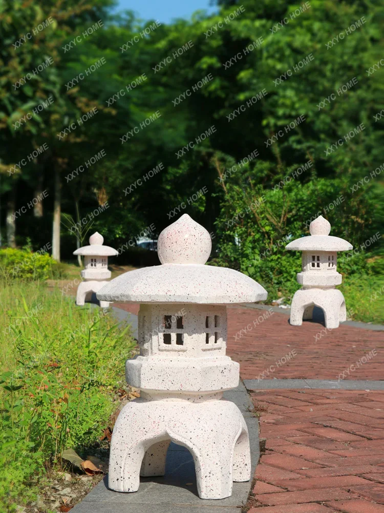 Retro Stone Lamp Imitation Stone Carving Japanese Lighthouse Lighting Outdoor Garden Courtyard Lawn Lantern Decoration