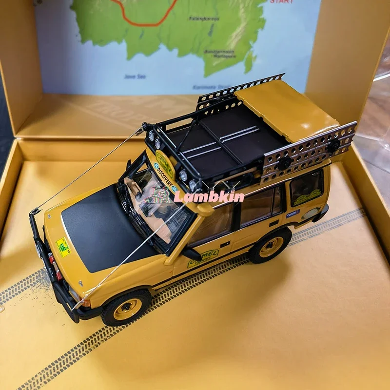 Quasi real 1:43 para range rover discovery primeira geração camel cup kalimantan station 1996 modelo de carro de liga