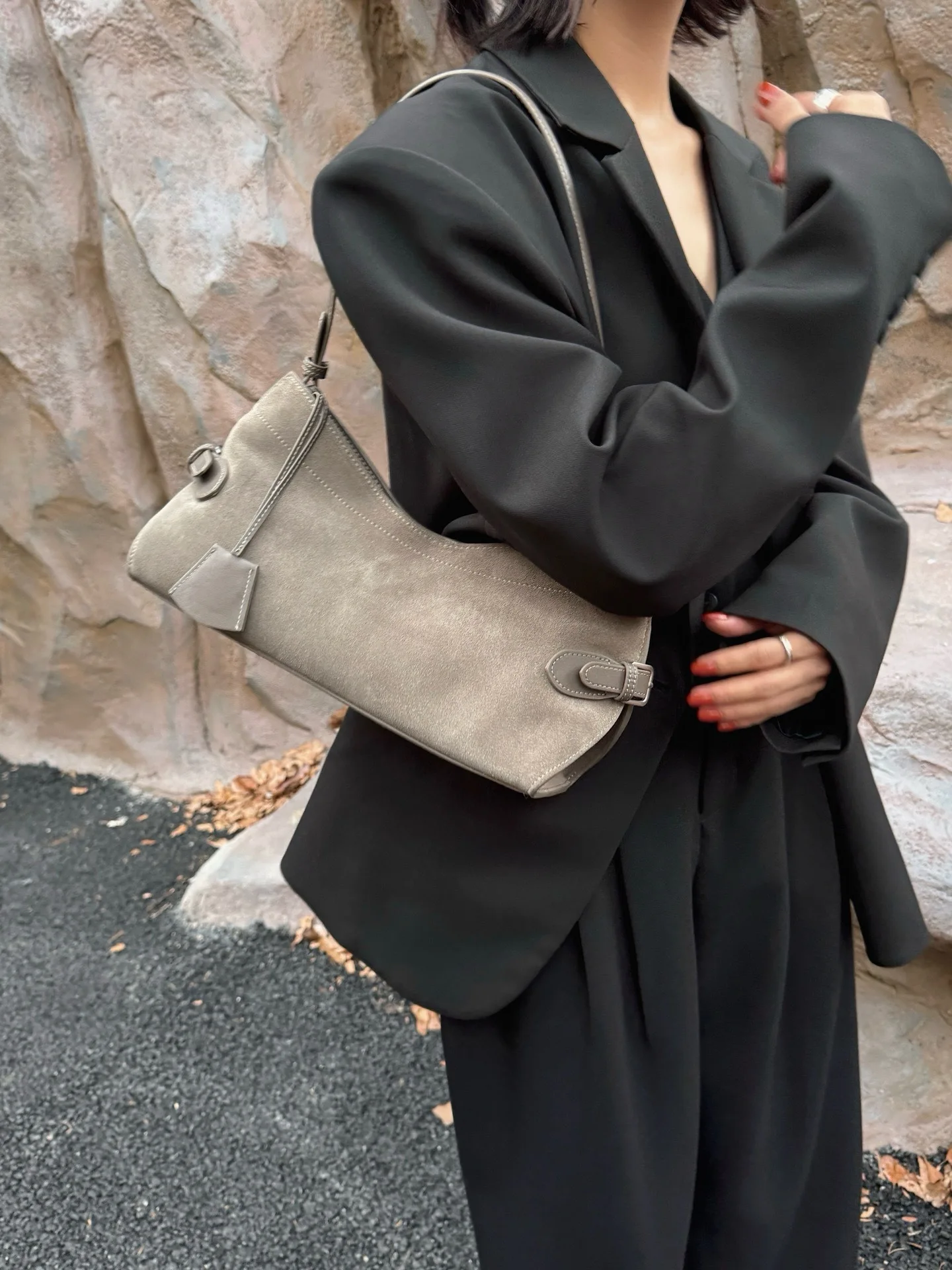 

100% Natural Suede Winter Bags Women Shoulder Purse Luxury Designer Bags Fashion Lady Matte Leather Handbag 2025