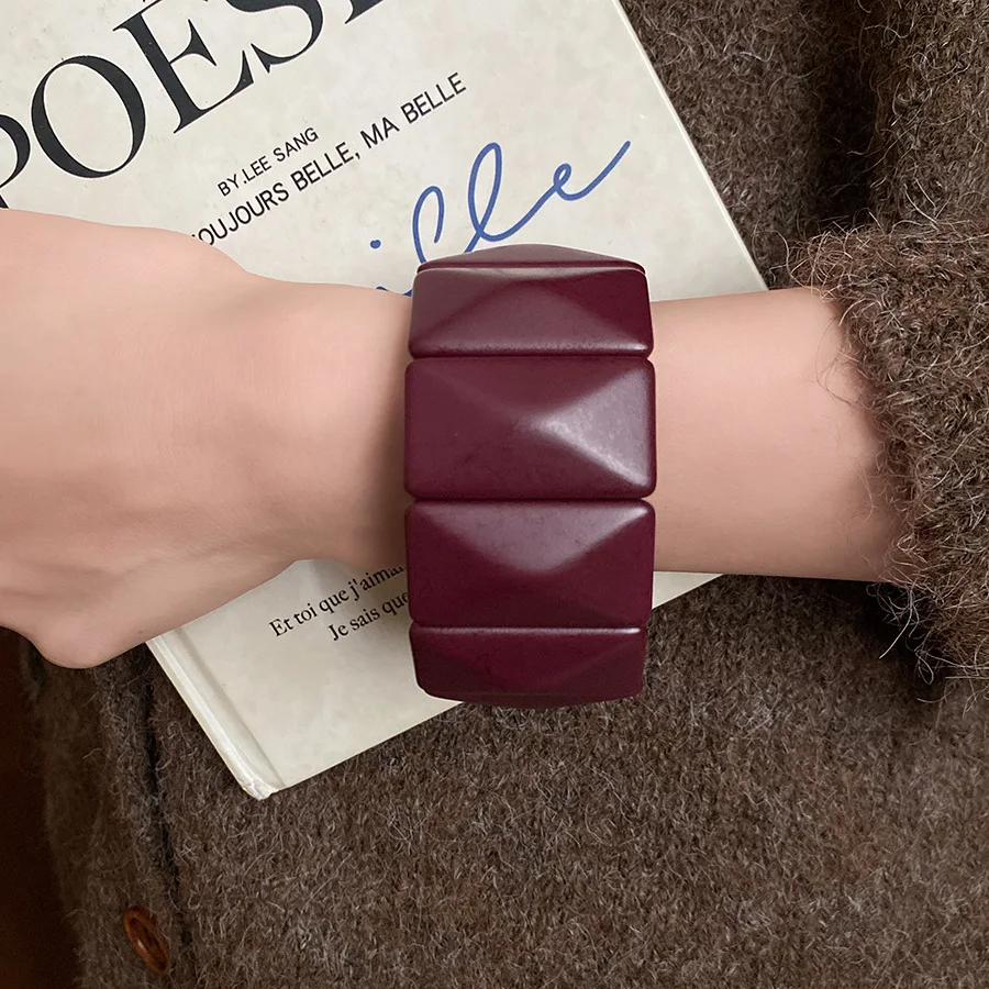 خمر الصلبة مربع واسعة الاكريليك أساور للنساء سحر تمتد الراتنج الكفة الأساور العصرية معصمه غلو مجوهرات 2026 متر