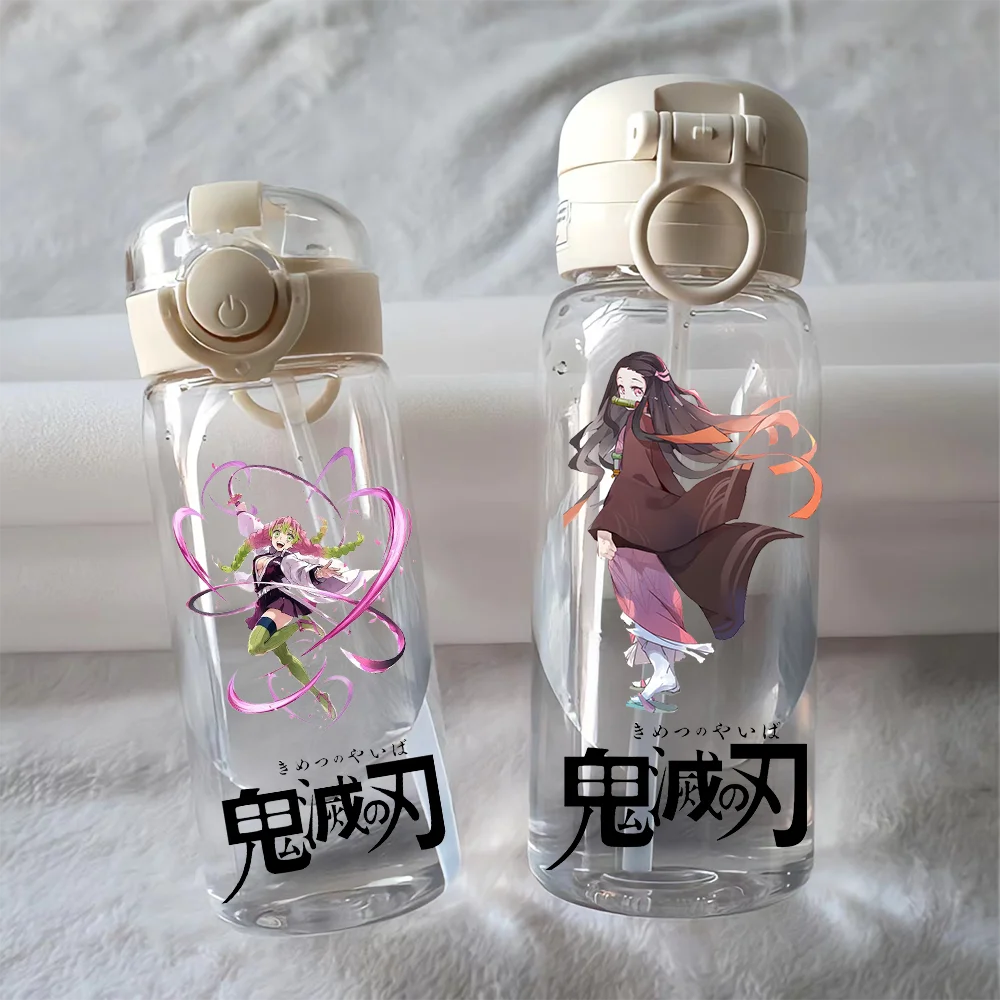 Demon Slayer Portable Sports Bottle, PC Plastic Straw Cup, Camping ao ar livre, Fitness, Nezuko Tanjirou Presente, 400ml, 600ml