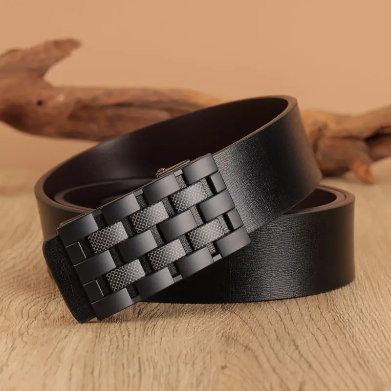 2025 New! Men's Cowhide Leather Toothless Automatic Buckle Belt. Ideal for Business & Leisure, Trendy Style for Youth