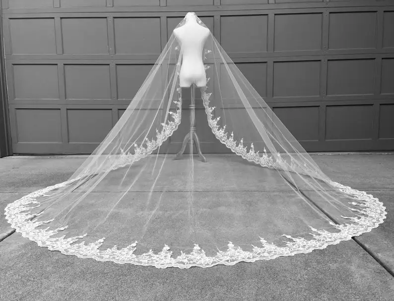 Cathedral Wedding Dramatic All Lace Veil Spanish Veil Bridal Veil with Comb Handmade Customization Length And Bulk Orders