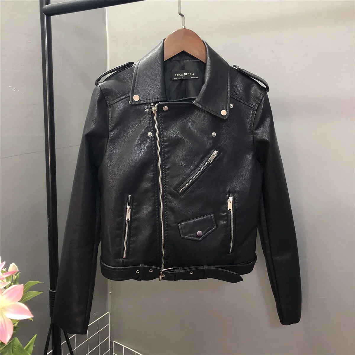 Women's Short PU Patent Leather Jacket Female Zipper Locomotive Faux Leather Coats Spring And Autumn New Simple Clothes Wine