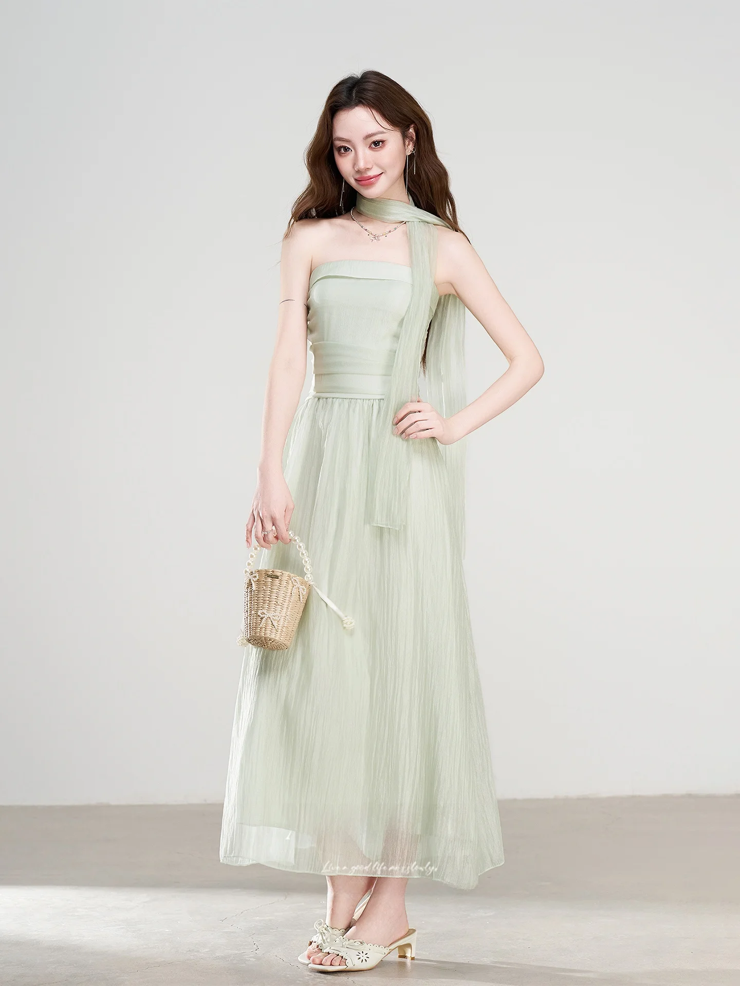 

Elegant A-Line Long Dress Sexy Mid-Waist Slimming Summer Gown with Side Zipper for Women Stylish Casual Wear Summer 2026