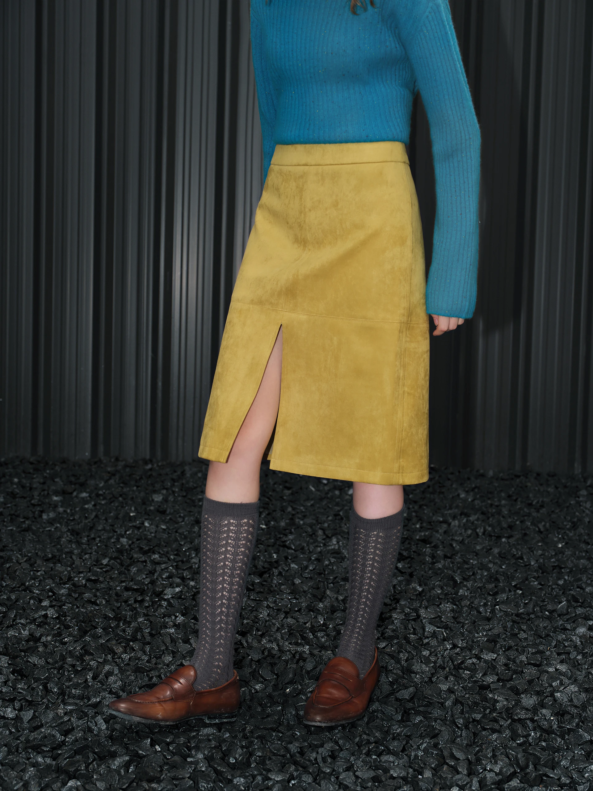 

Ретро-юбка однотонного цвета для женщин, модный элегантный дизайн, осень-зима, новинка, юбка А-силуэта с высокой талией, полиэстер...