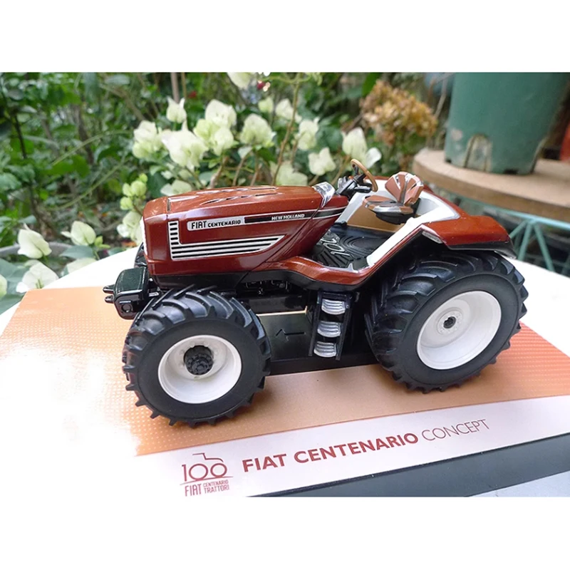 Diecast Alloy 1:32 Scale 5382 Fiat Centenario Concept Agricultural Tractor Cars Model Adult Toys Gift Souvenir Static Display