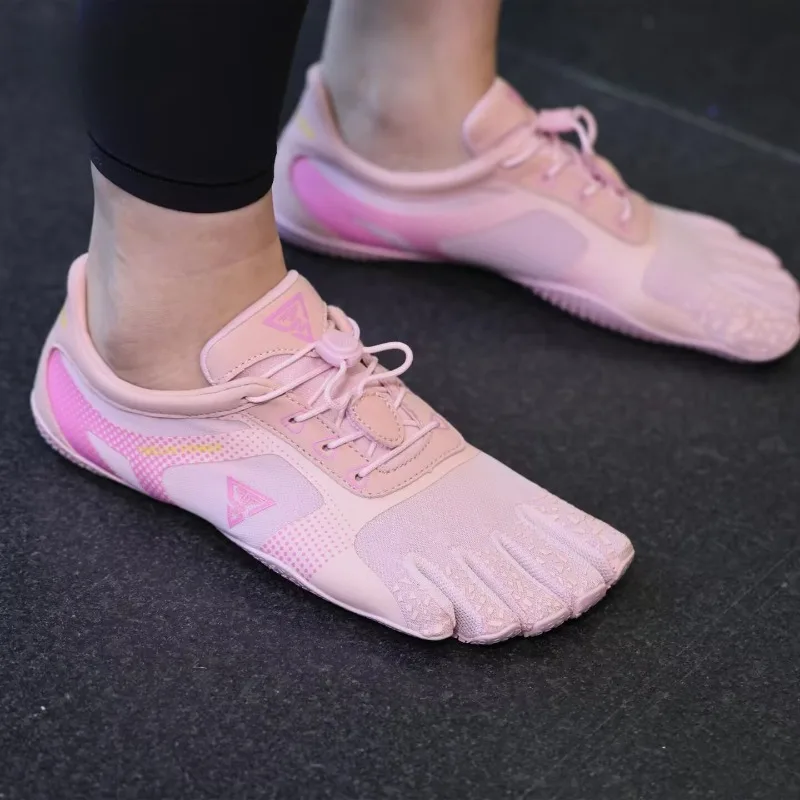 Designer Brand Five Finger Shoe Mesh Breathable Weight Lifting Shoe Hard-Wearing Squat Shoes Soft Bottom Fitness Yoga Shoe Women