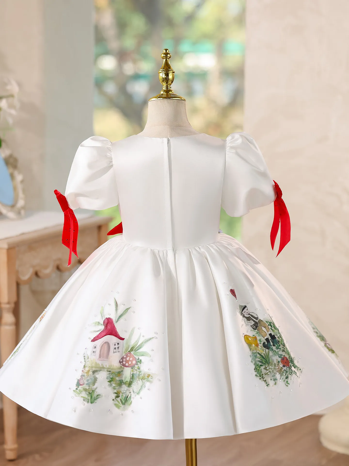 Custom Puff Sleeve Flower Girl Dress First Christmas Wedding Party Dress with Hand Painted Print Bow Satin Pageant Gown for Kids