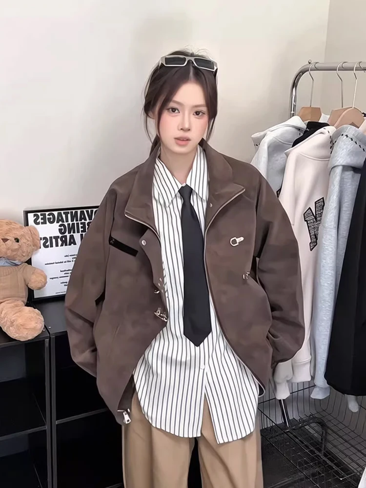 เสื้อโค้ทหนังผู้ชายทรงแจ็คเก็ตนักบินสีน้ำตาลสไตล์อเมริกันย้อมสี คอปกตั้ง แนวเวิร์คแวร์ แฟชั่นฤดูใบไม้ร่วง สไตล์ไบค์เกอร์ เบสบอล