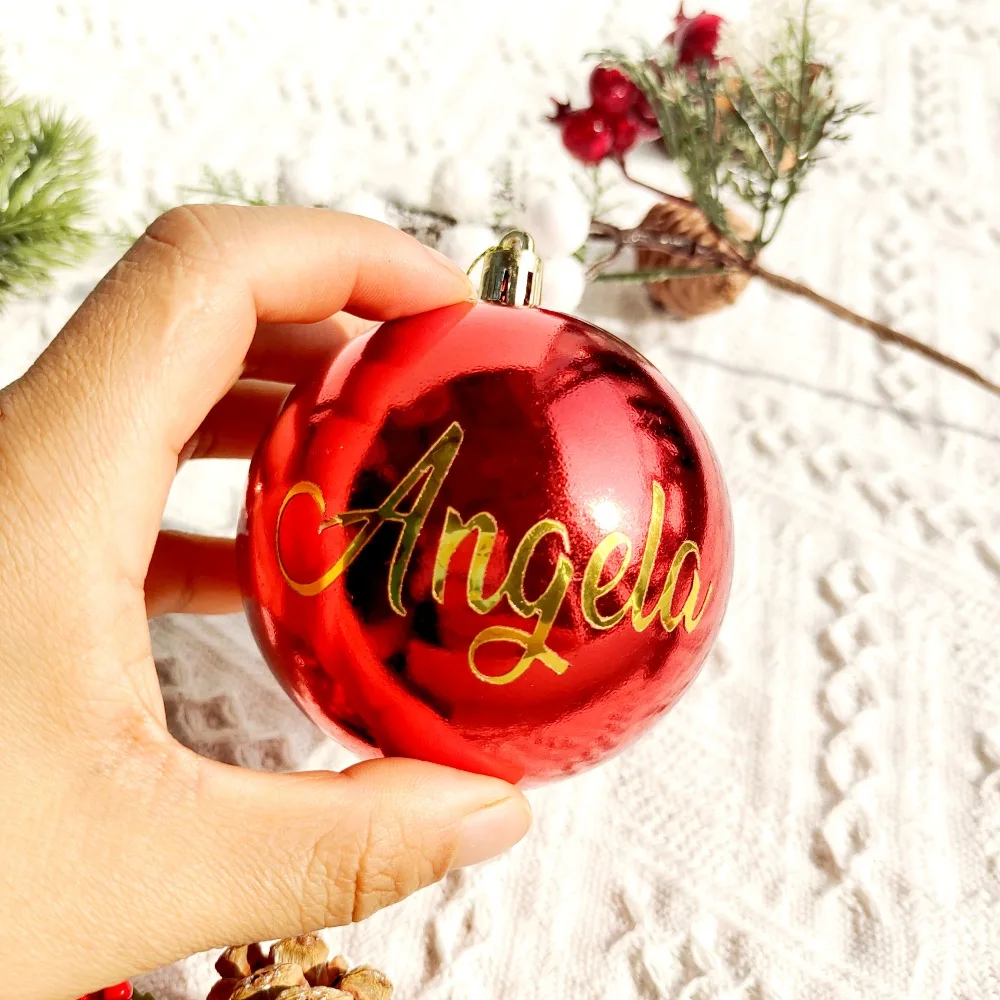 Personalized Christmas ball, Name Ornament，Name Bauble Ornament,Customized Christmas gifts,Family name Christmas ornament