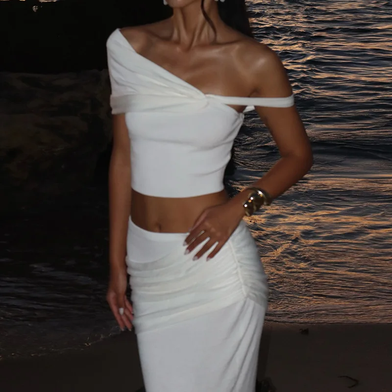 

2025 Summer New Fashionable and Elegant Women's Two Piece Solid Color Slant Shoulder Slimming Long Dress Set