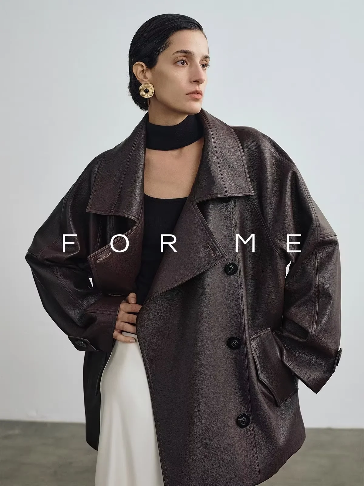 Mauroicardi 봄 가을 브라운 오버 사이즈 부드러운 가짜 가죽 자켓 여성 더블 브레스트 우아한 세련된 럭셔리 디자이너 의류