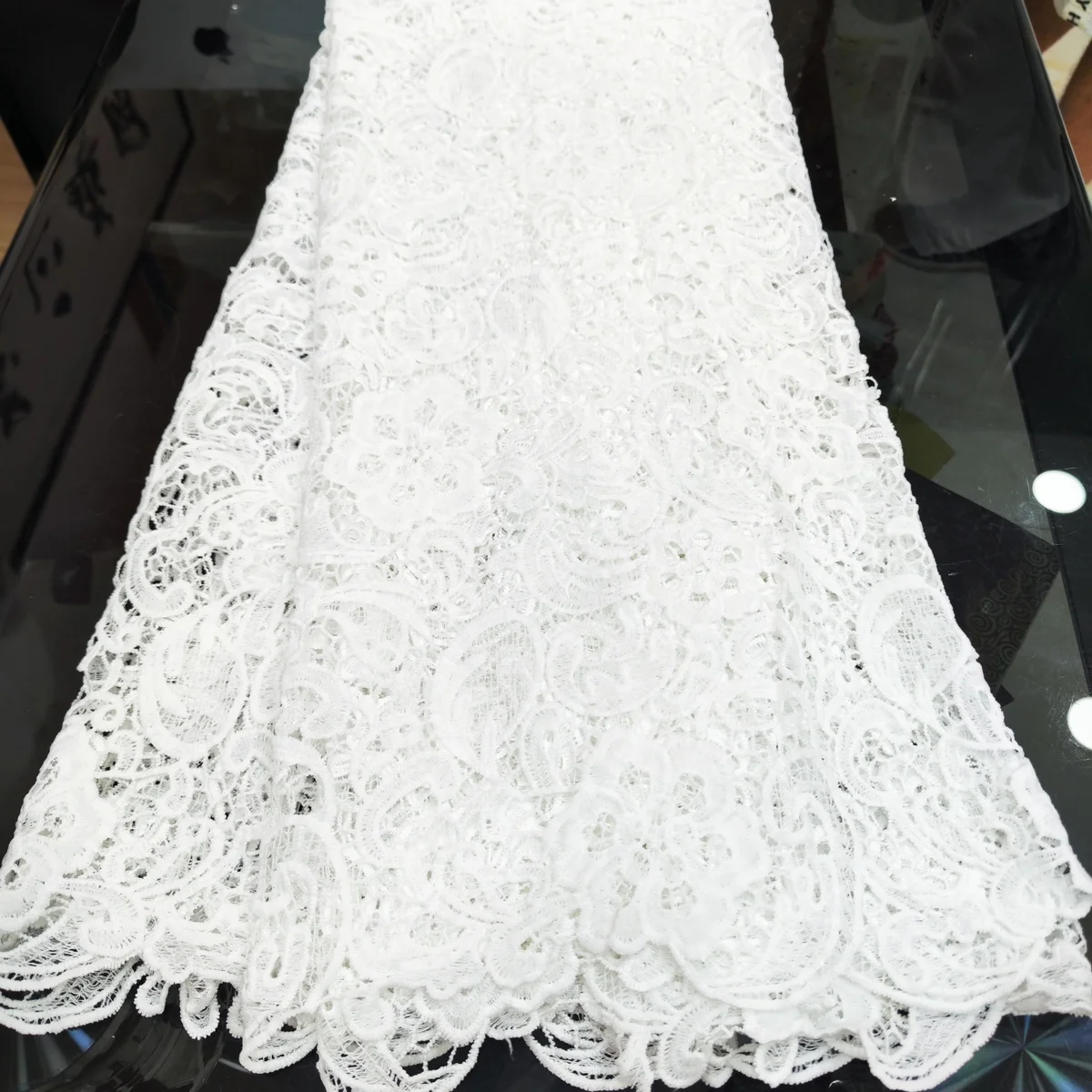 latest White African lace fabric 2023 high quality guipure lace fabric French Cord lace fabric for wedding party dress LJFT2306