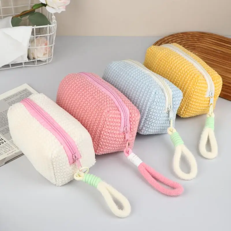 

【New】Sweet And Girly Candy Color Plush Large Capacity Makeup Bag, Toiletry Bag, Travel Portable Handbag Plush Makeup Bag